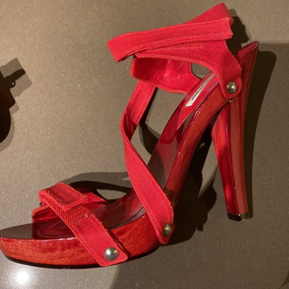 Manolo Blahnik Heels - Picture 4 of 4